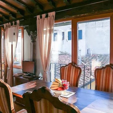 Lejlighed Oltrarno Charme *
